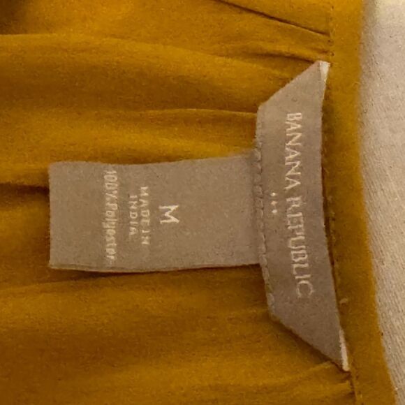 BANANA REPUBLIC W Si Medium Yellow White Colorblock Flowy Split Neck blouse tank - Picture 3 of 5